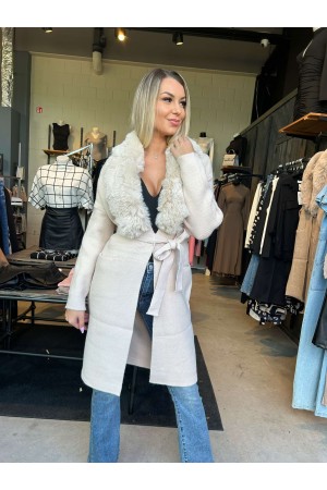 Cecilia vest