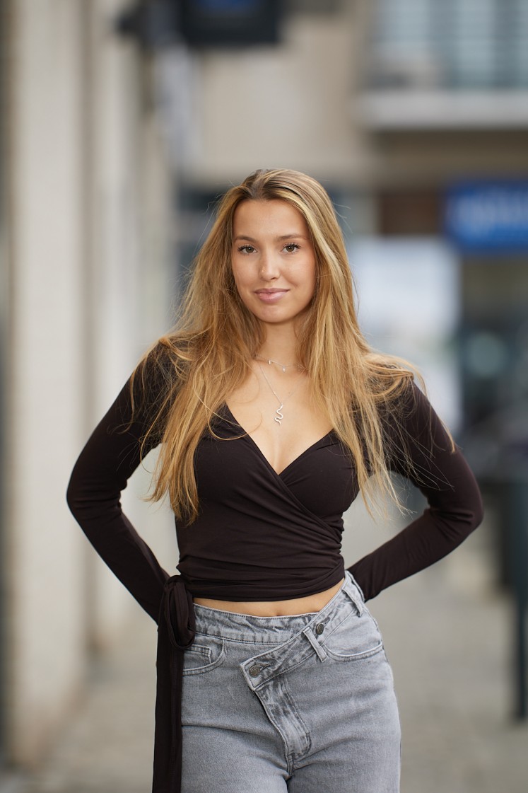 Cache Coeur Laura