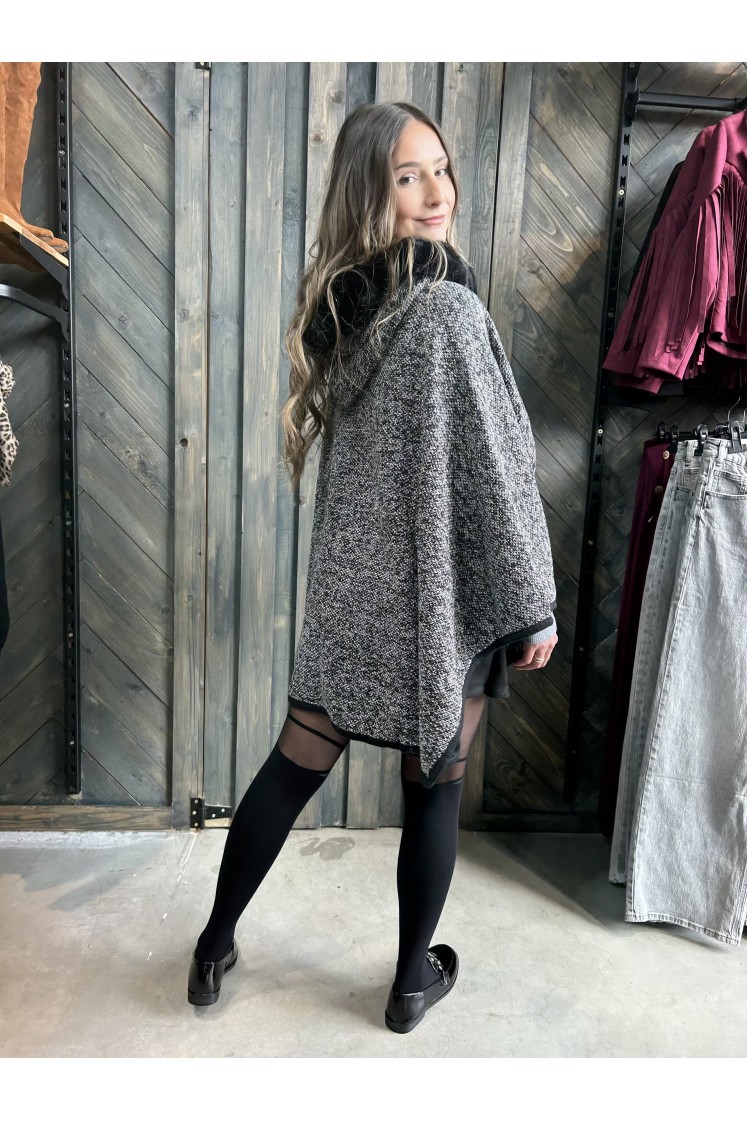 Poncho Margaret