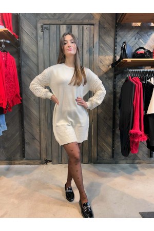 Robe pull Brodée