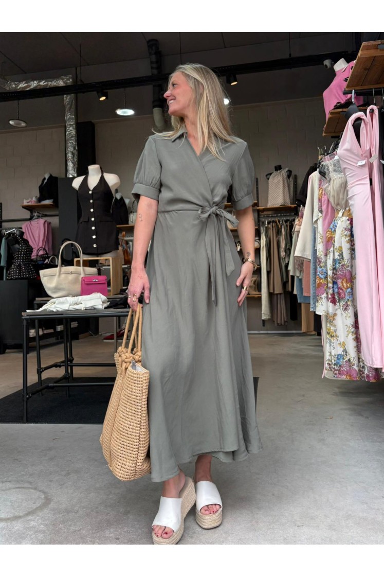 Robe Kaki