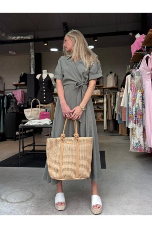 Robe Kaki