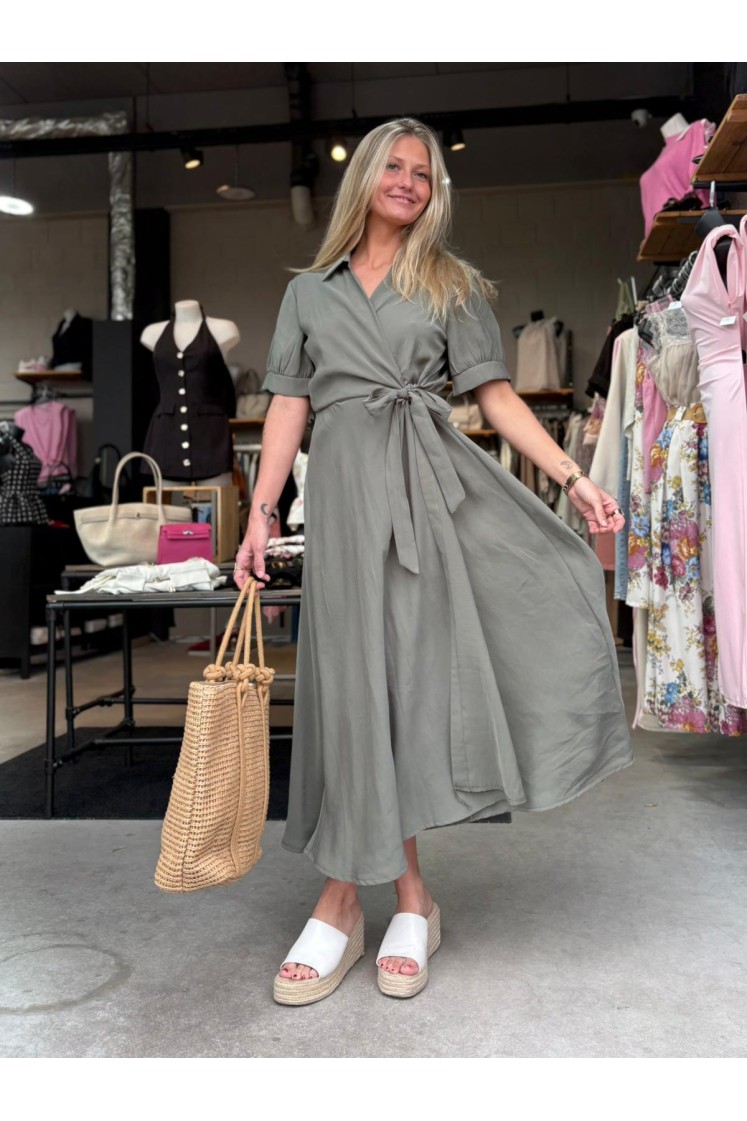 Robe Kaki